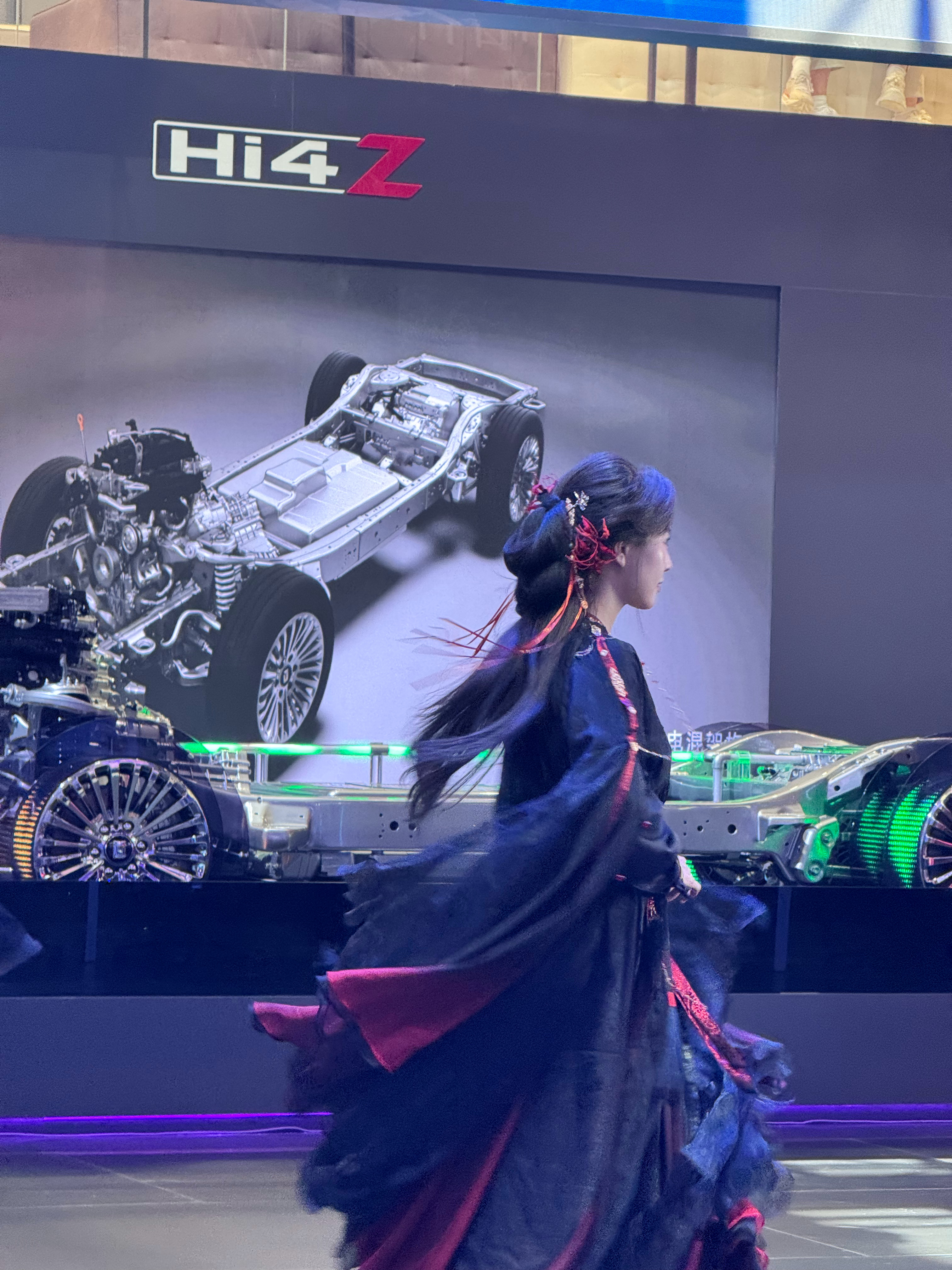 哎哟魏长城电竞潮酷DAY，得有10年没玩王者荣耀了，坑惨了，职业选手也没带飞我