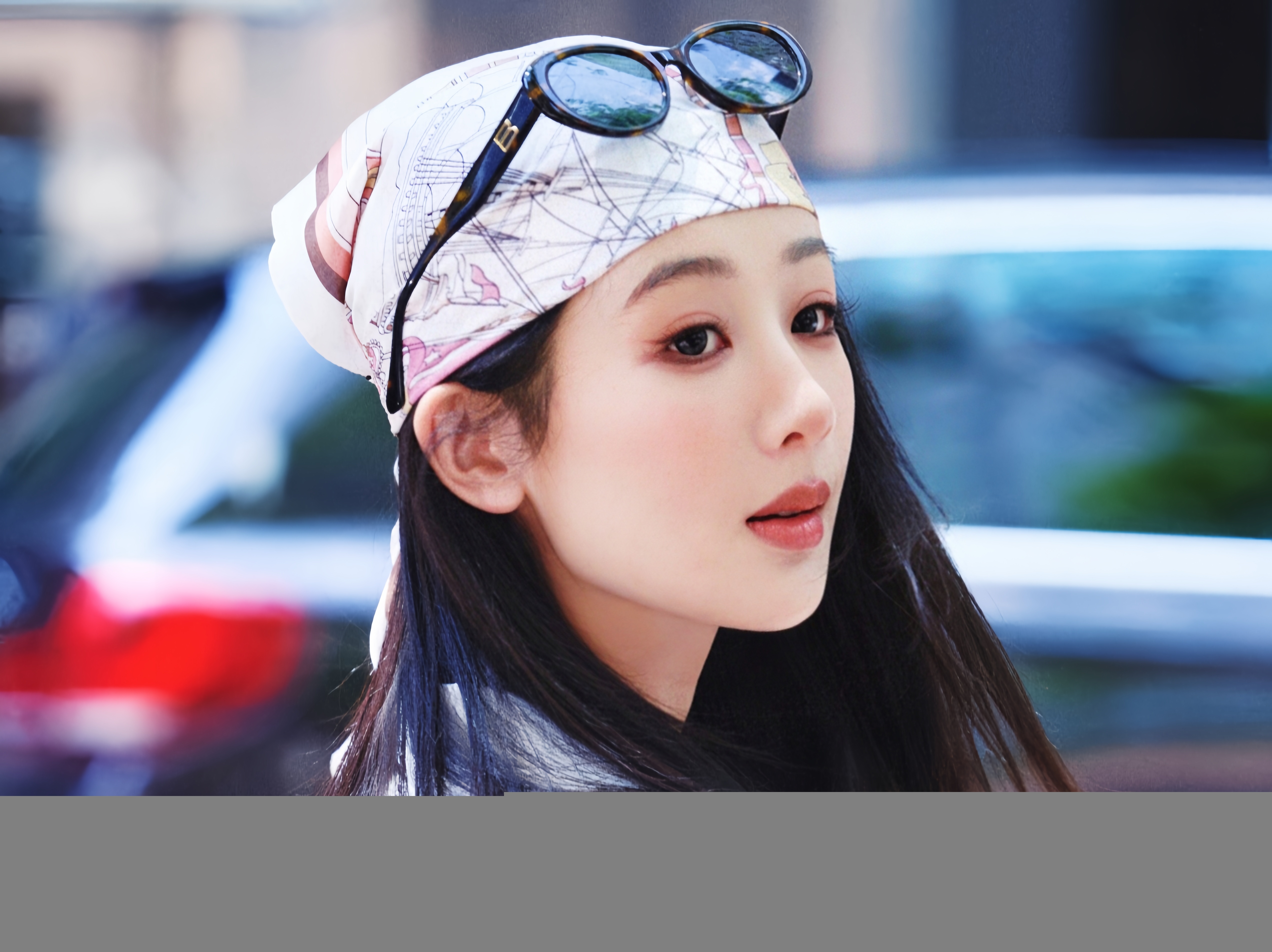 杨紫 yz杨紫董竹君yz杨紫玉兰花开君再来“秋天的风悄悄的带走夏天的苦愁，你的笑