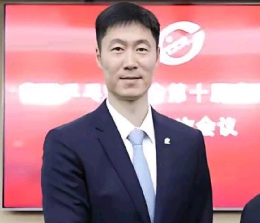 两场重要比赛，王励勤为什么重点培养15岁姜依依？从马琳这段采访就能看出来！

中