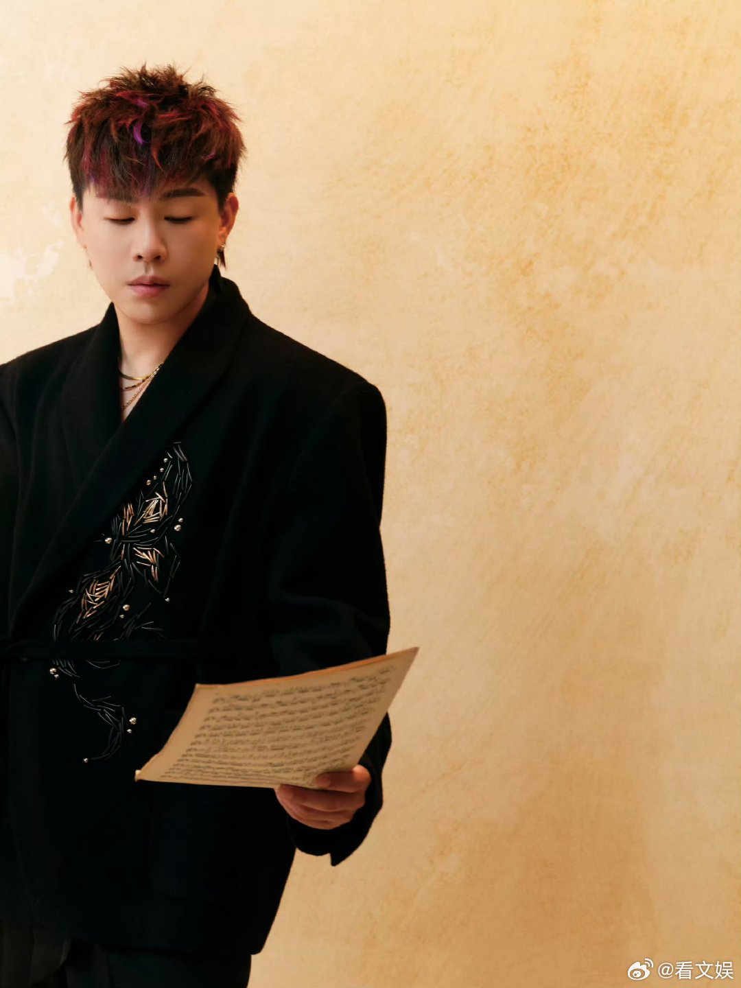 胡彦斌向香港捐了100万明星捐款 