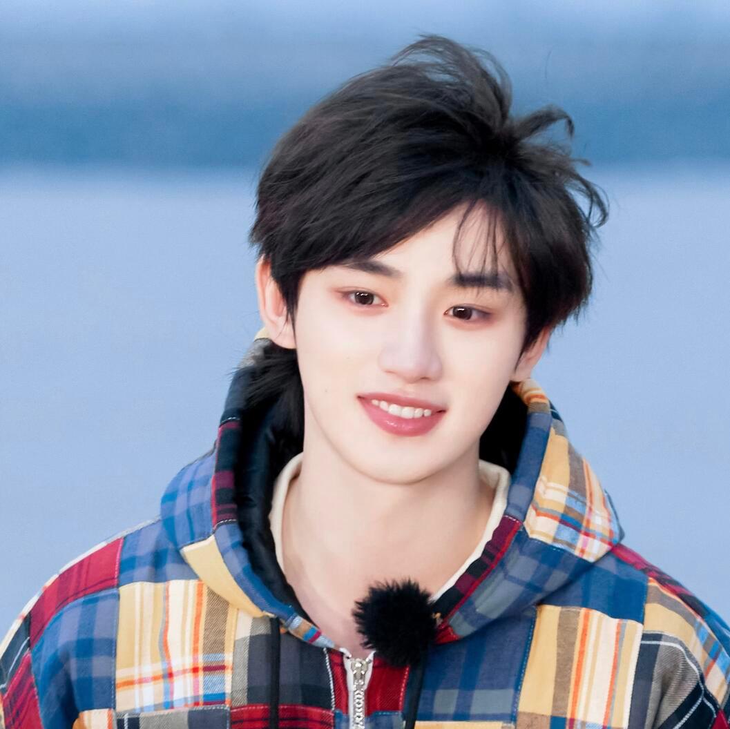 𝙒𝙚𝘾𝙝𝙖𝙩｜丁程鑫Wechat｜男生头像｜丁程鑫｜明星头像｜氛围感