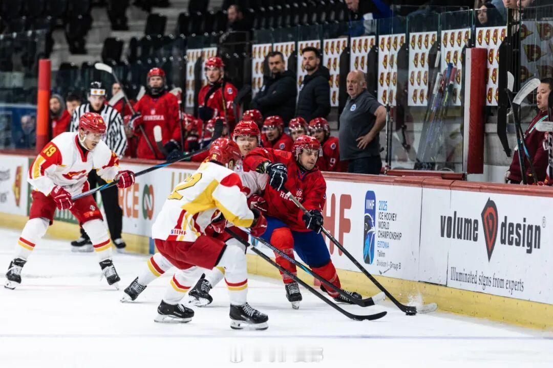 深圳举办国际冰球大赛帅哥云集2026男子冰球世锦赛冰上风暴席卷深圳！4月29日-