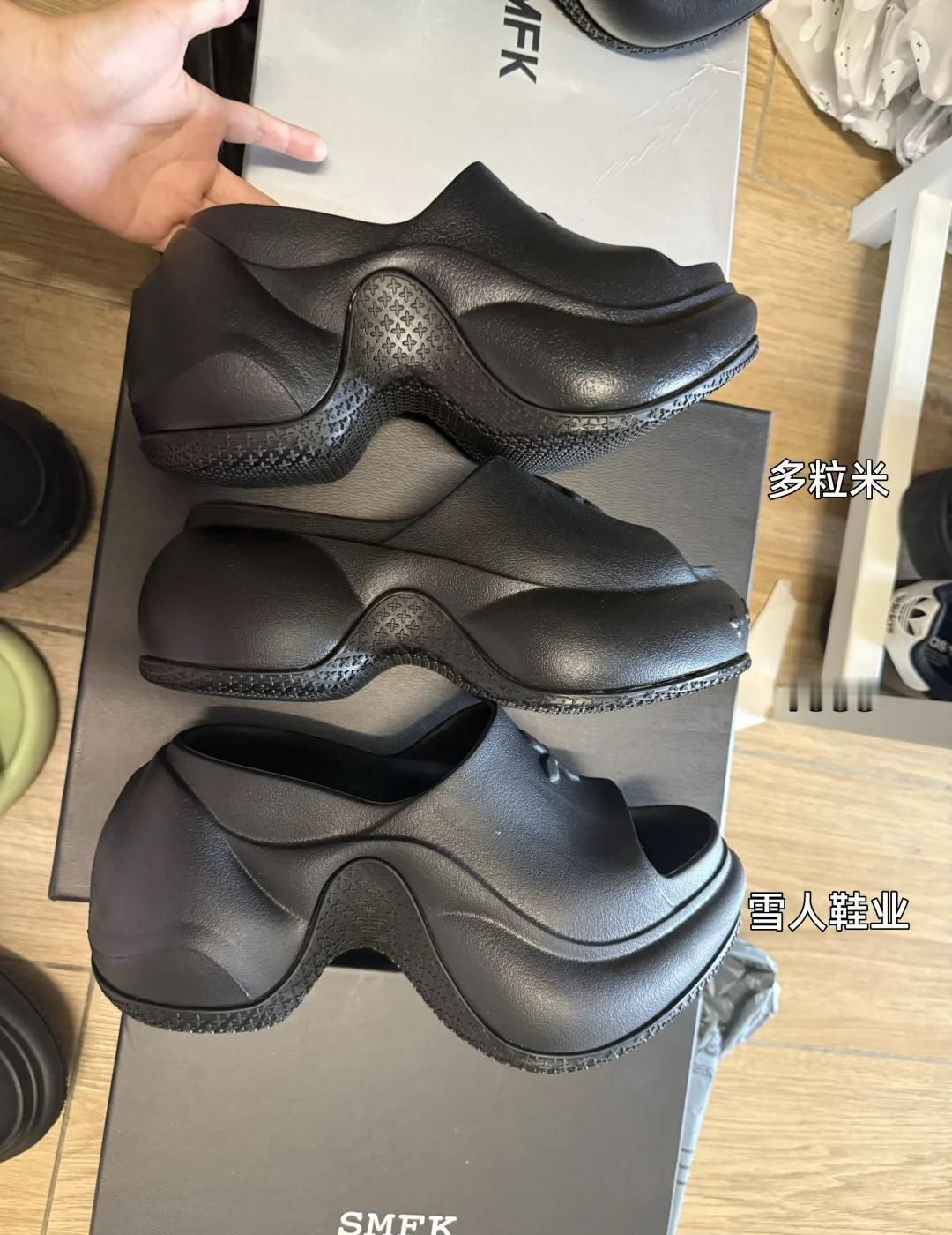 谁还没拥有SMFK这双鞋？
这次测评的是smfk的厚底拖鞋，三双平替简直一点都不