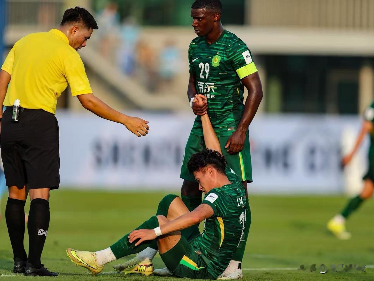 国安热身战平武汉，结束泰国拉练…今天下午北京国安在泰国与武汉三镇进行了一场热身赛