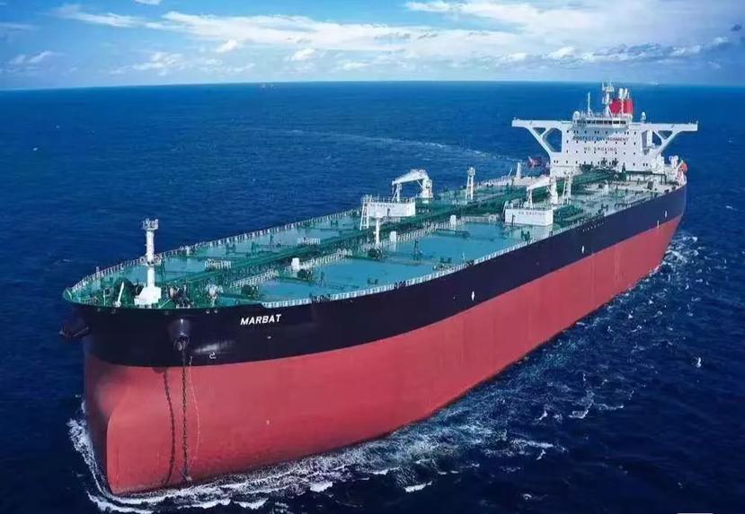 美军的“海盗旗”，这次直接撞上了钢铁墙！就在刚刚，美国海岸警卫队的突击艇，试图强