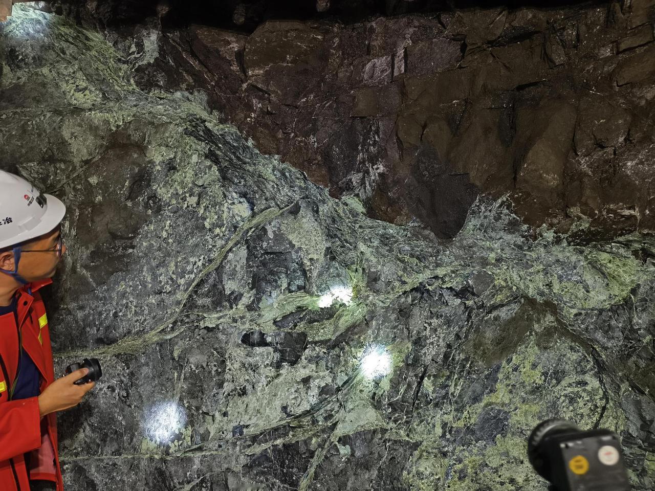 5月18日报道，央视新闻爆出的一则猛料，震惊了全球地质学界，也让无数中国人倍感振
