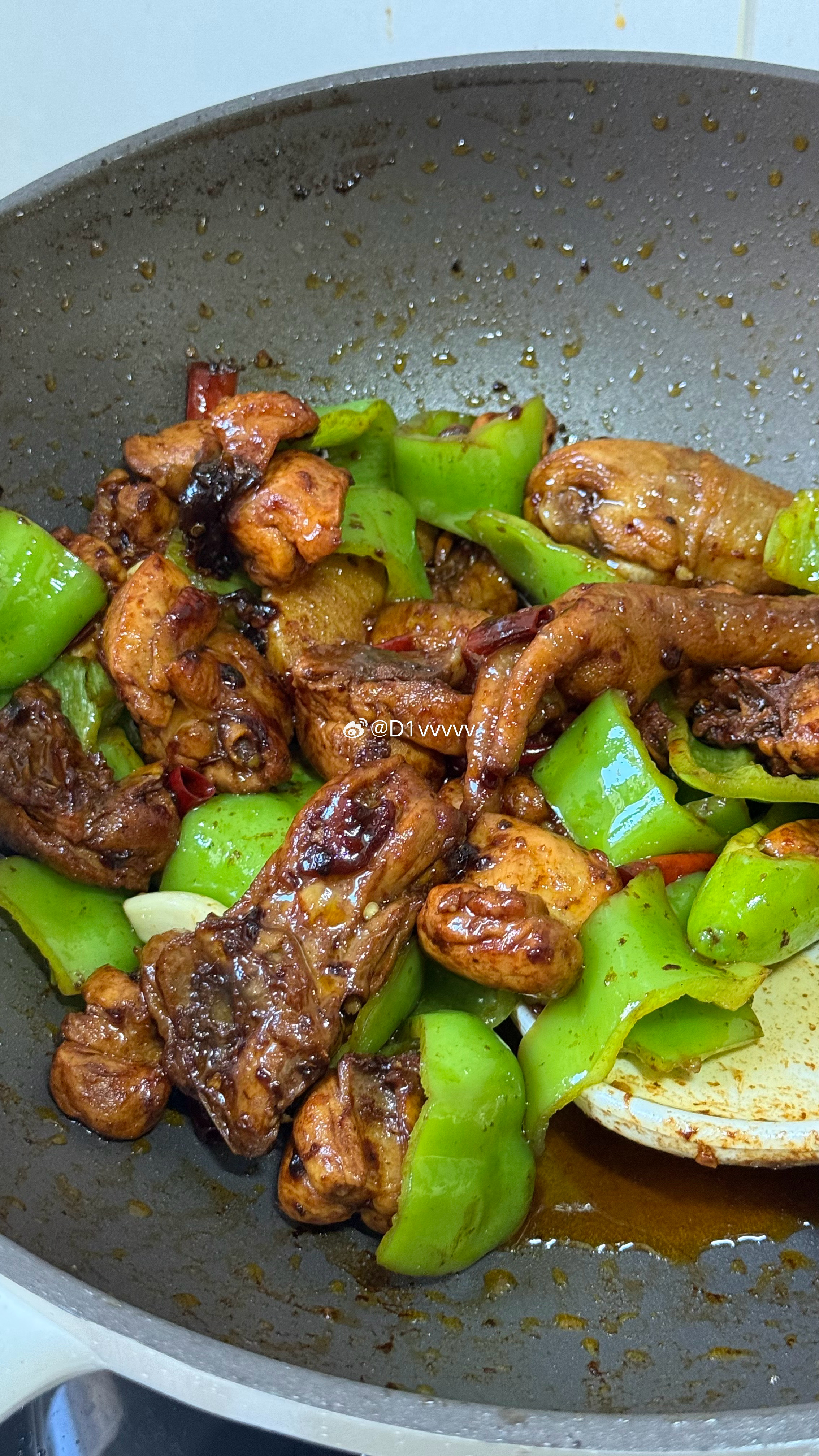 不太会炒🍆因为我不爱吃 
