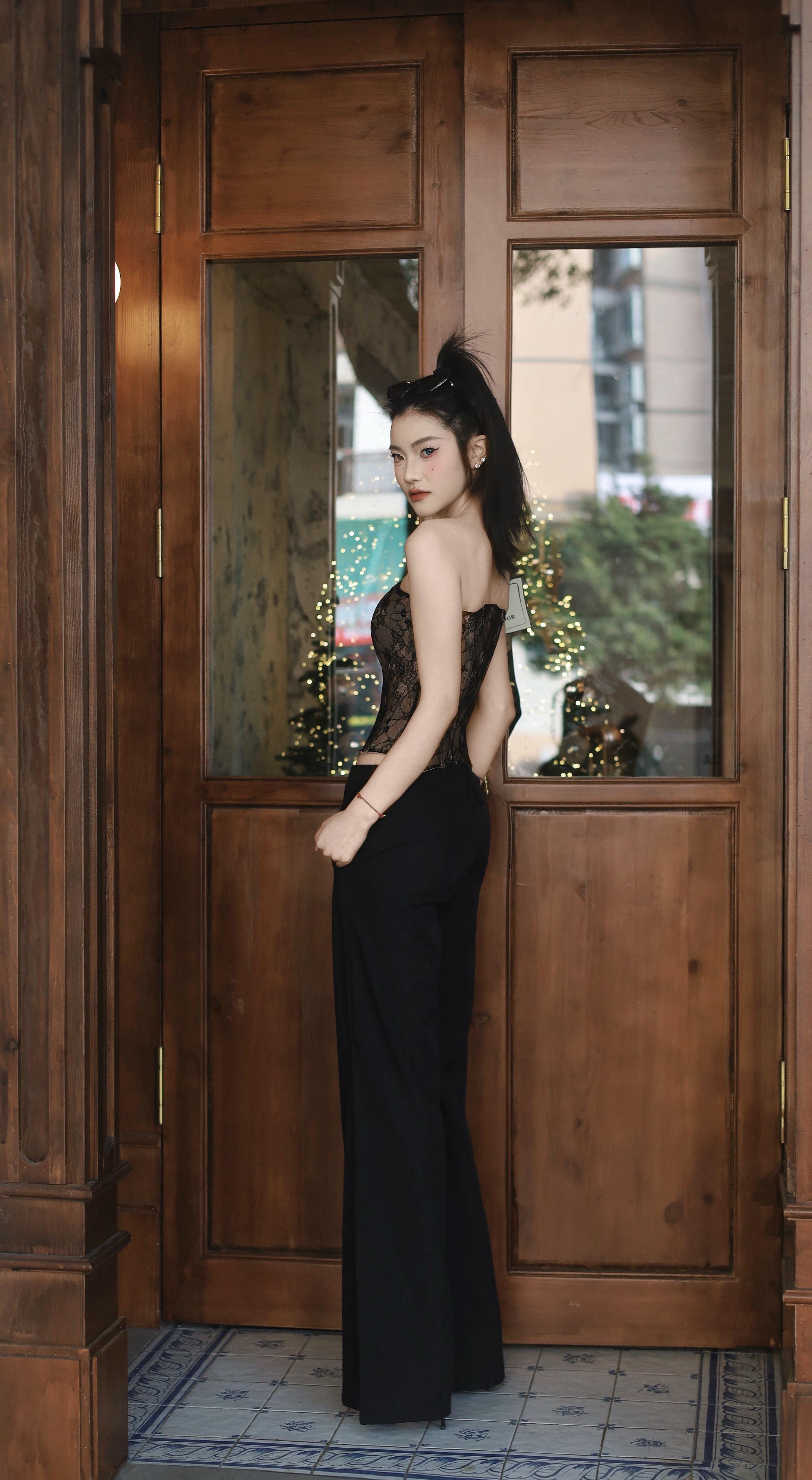 潇洒是我的本性  帅是命中注定.