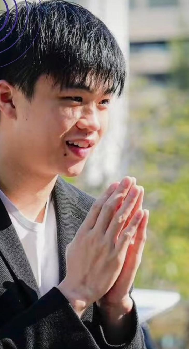 2026年1月5日，英拉之子23岁派普探视狱中他信，萍通塔夫妇还有佩通坦大哥，大