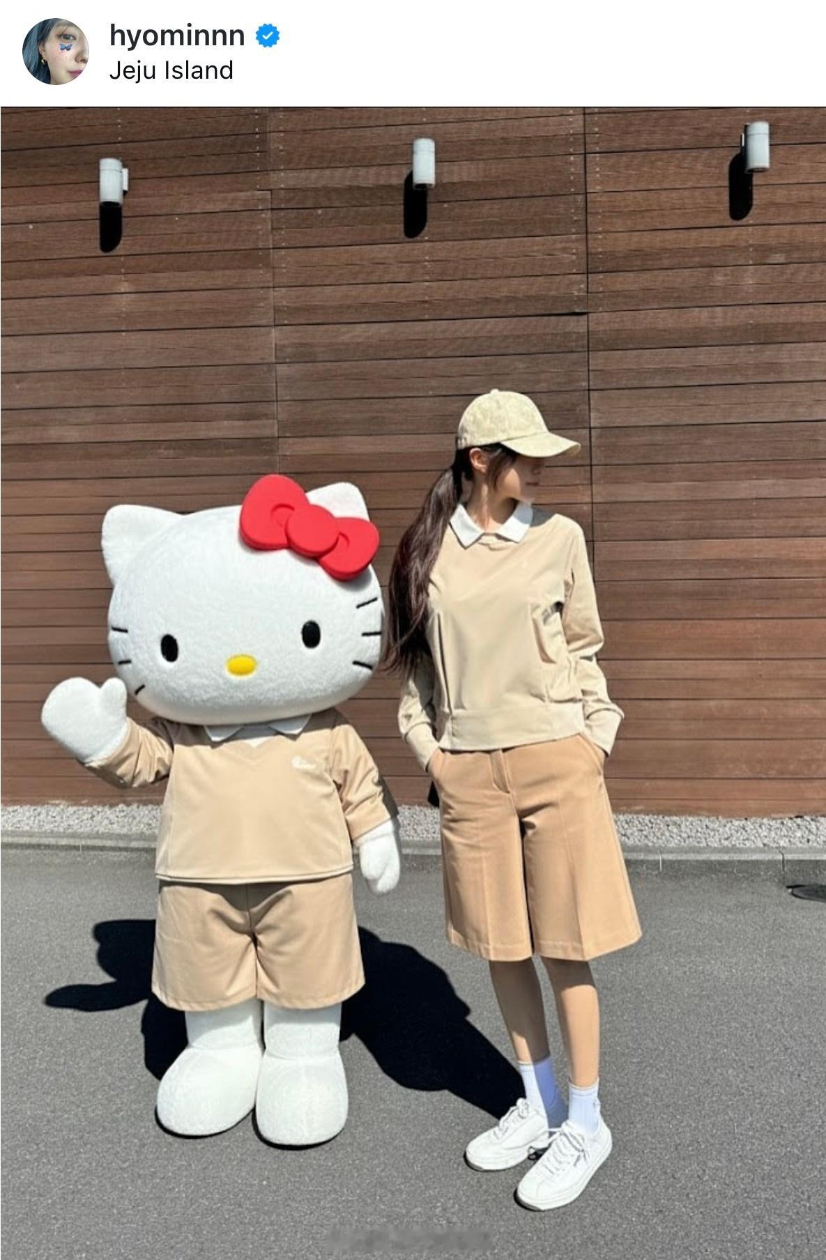 穿搭分享 连续更新第2612天韩国时尚女生日常搭配周日来啦再休闲一天韩系穿搭超能