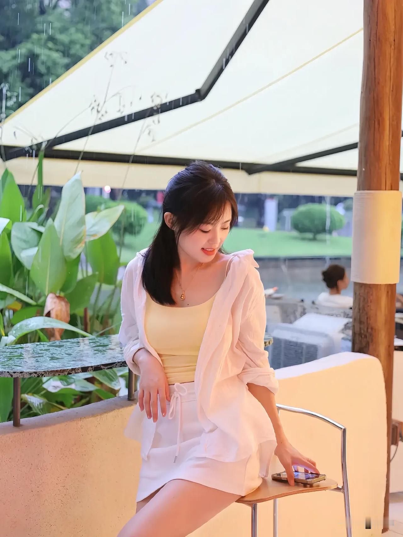 幸福的门太窄了
而我是个肥猪
幸福是门必修课 幸福的小样子 最后一页是幸福 对幸