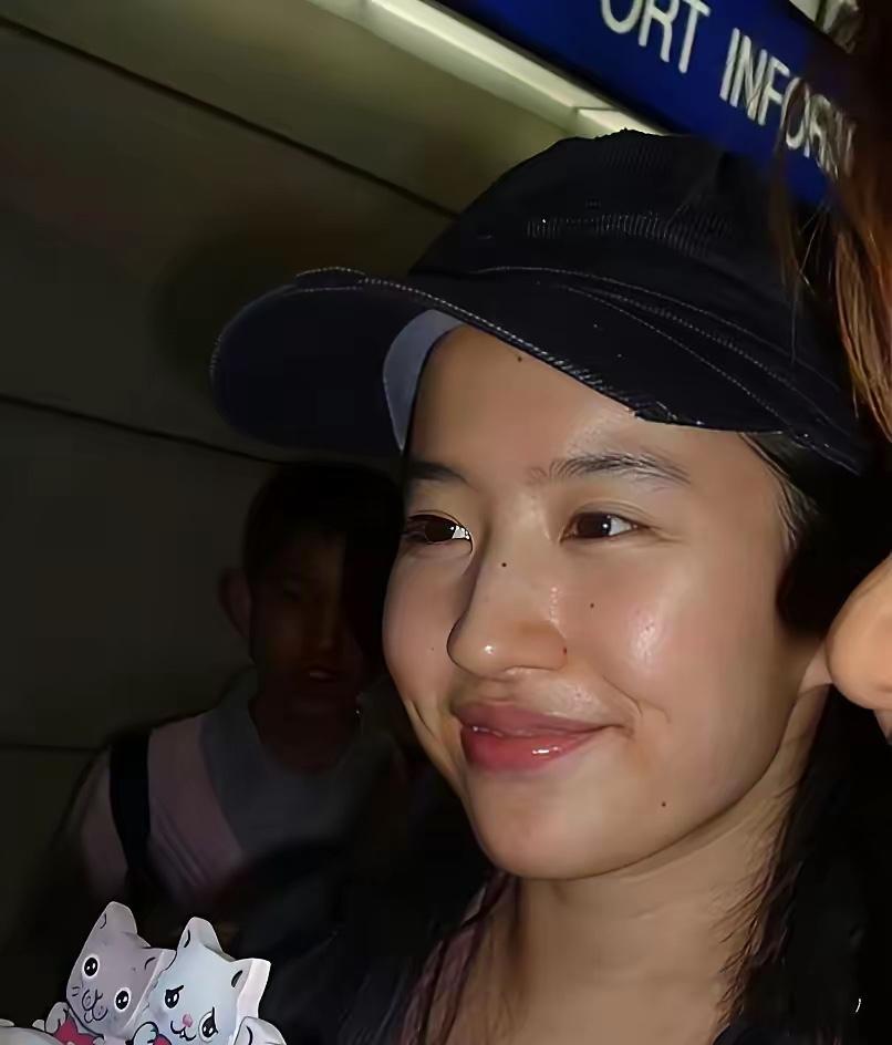 年轻时候的刘亦菲皮肤真好