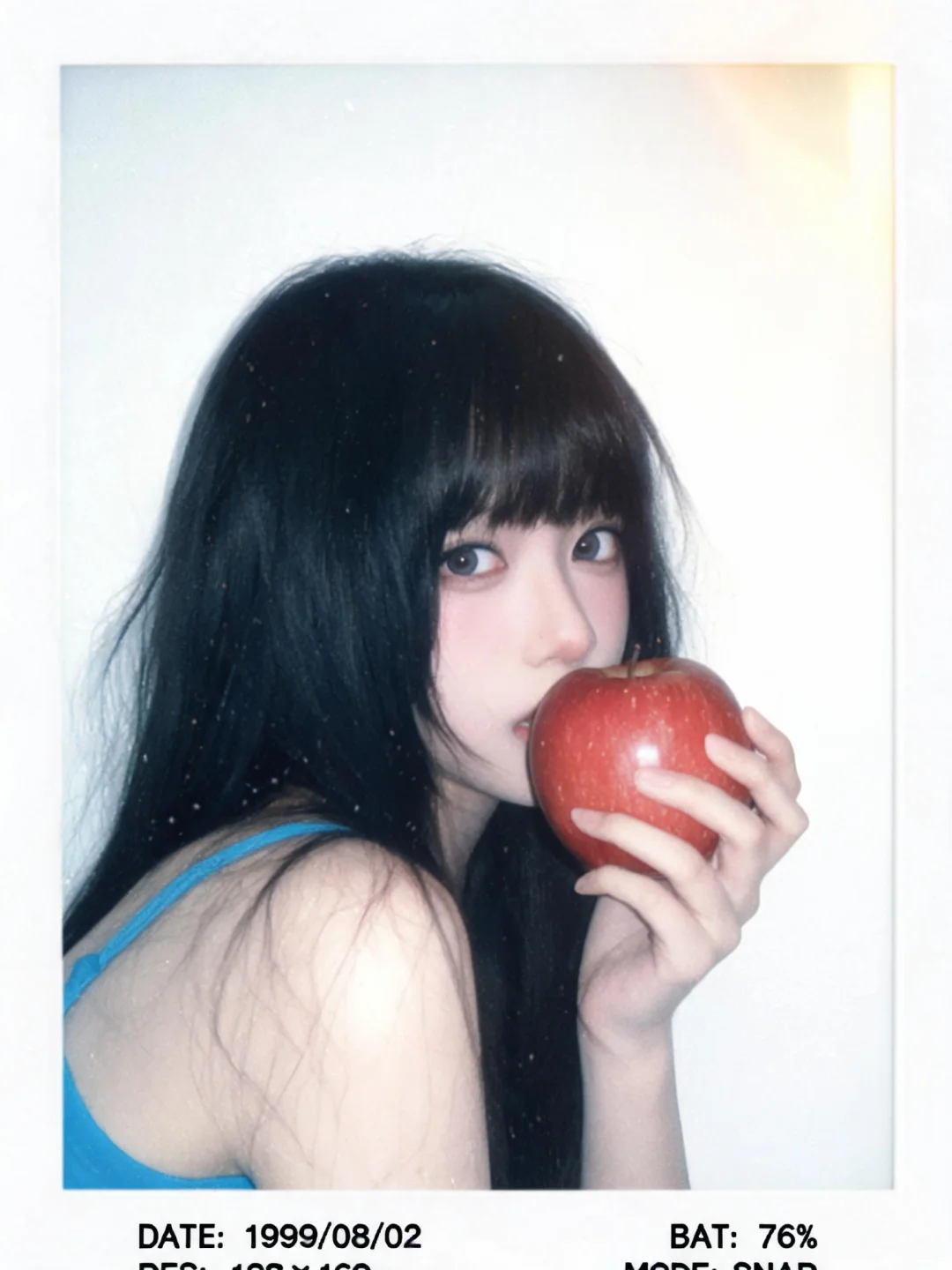 0 成本🍎苹果少女拍立得写真