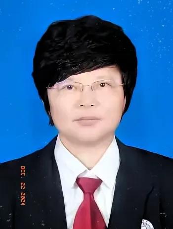 12月20日，令人震惊的消息传来，那位素有农民工“讨薪斗士”之称的高丙芳律师，竟