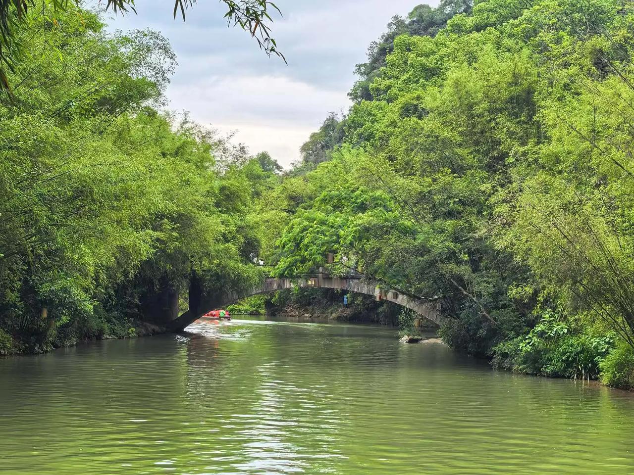 五月四号随手拍，游区的一处景点，宛若画中累