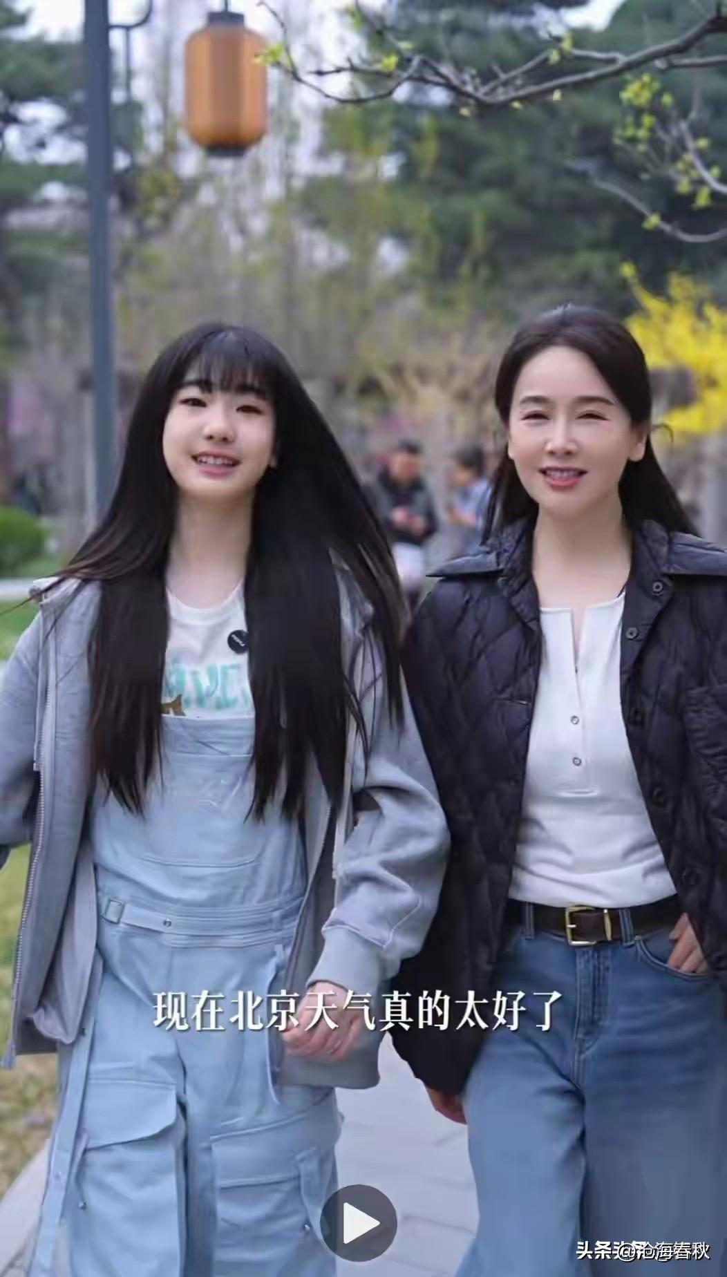 星二代大多数颜值都不如父母
众多例子摆在面前
明星外貌优越是基本面
基因遗传却是