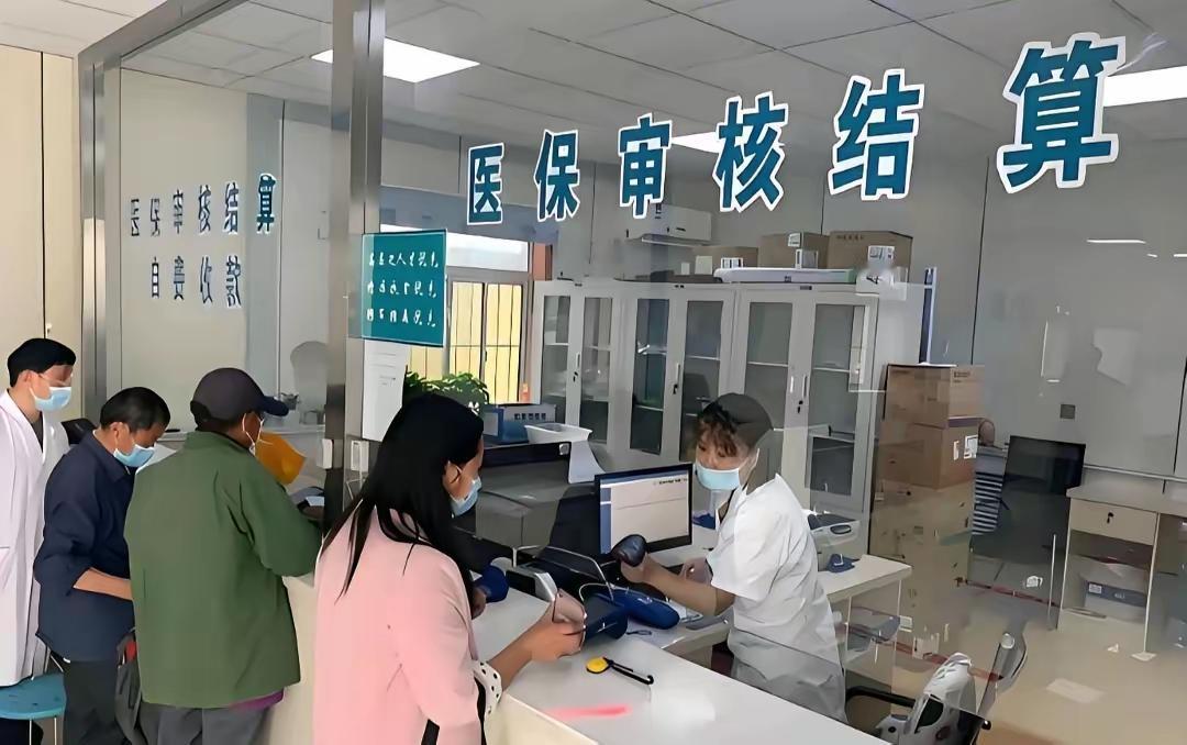 一觉醒来，
医保又变天了，
新规则出来了，从2026年1月一日起，个人账户的计入