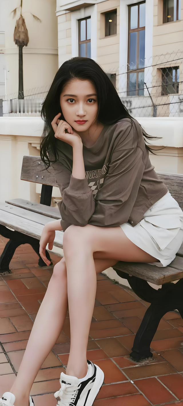 关晓彤猛士x华为乾崑共创智能越野新篇