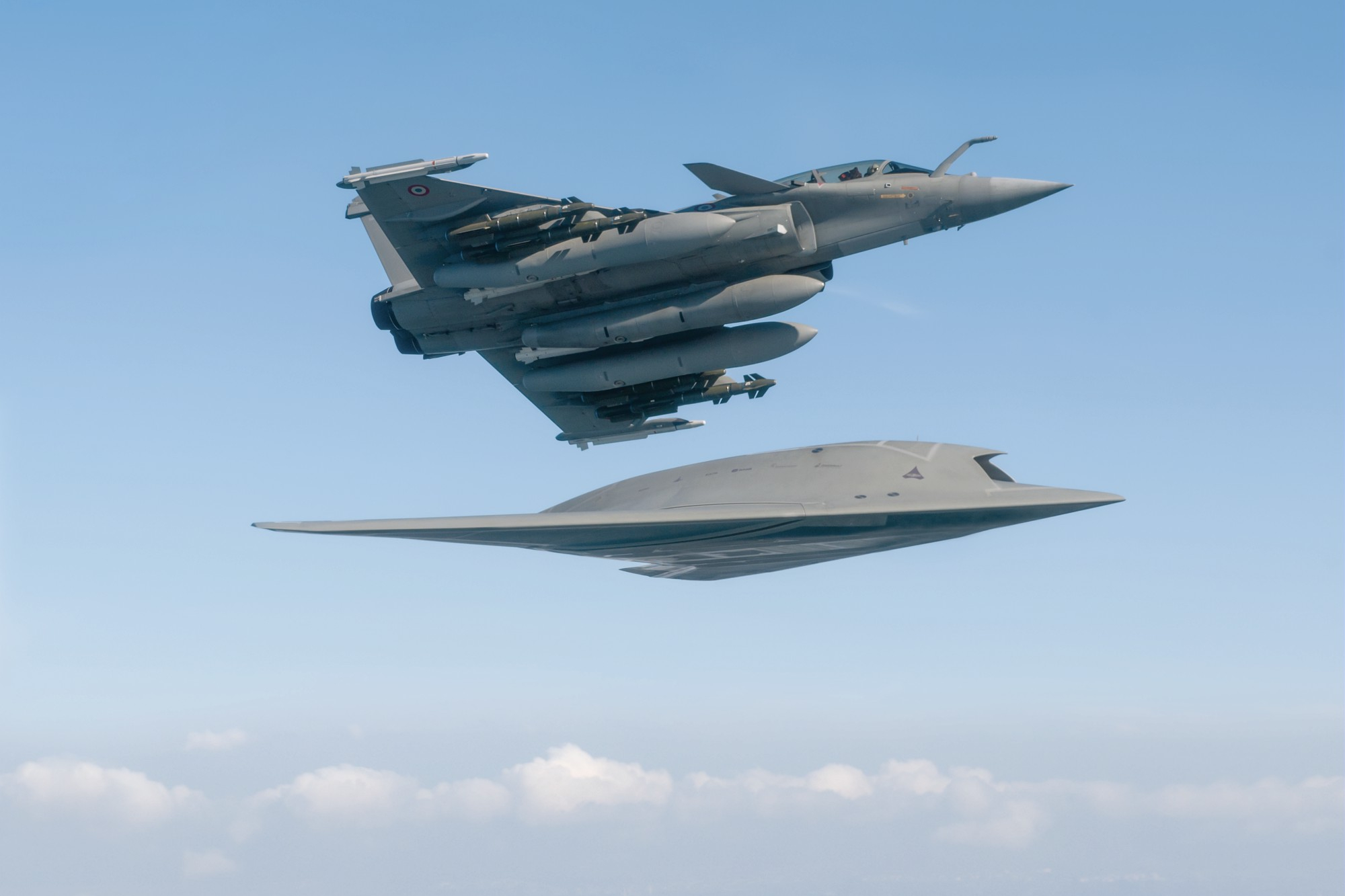 今日阵风 继续采购更多的F4 版本“阵风”充实机队还是击中精力把钱花在刀刃上研发