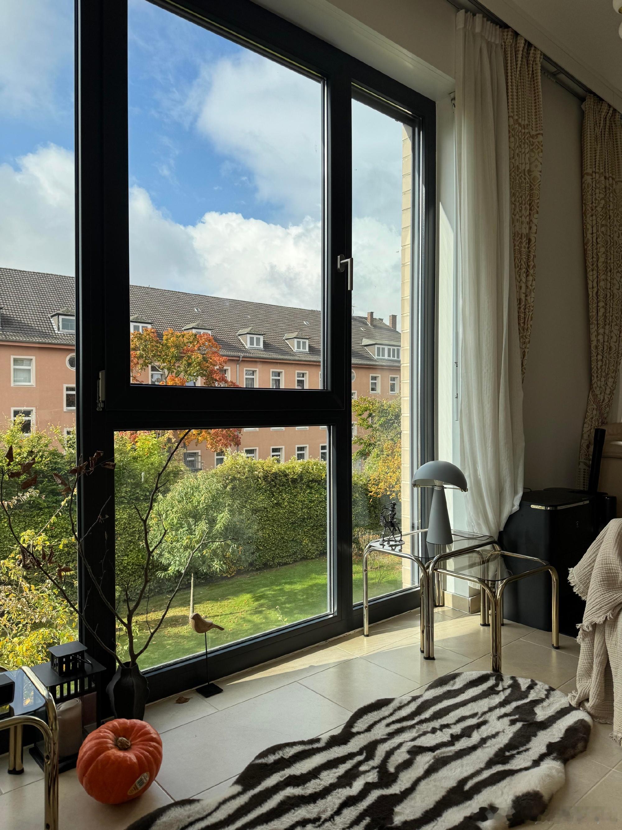 不敢想i人住进去得有多幸福不敢想i人住进去得有多幸福，静谧氛围拉满，远离嘈杂与人