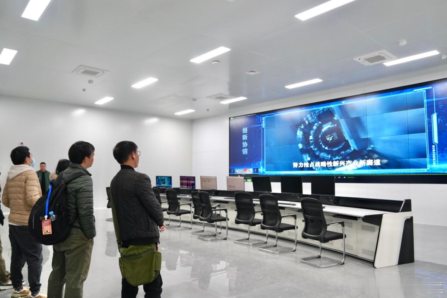 2024网络名人看南昌  奋进逐新潮南昌  【江西杭电铜箔有限公司：引领铜箔产业