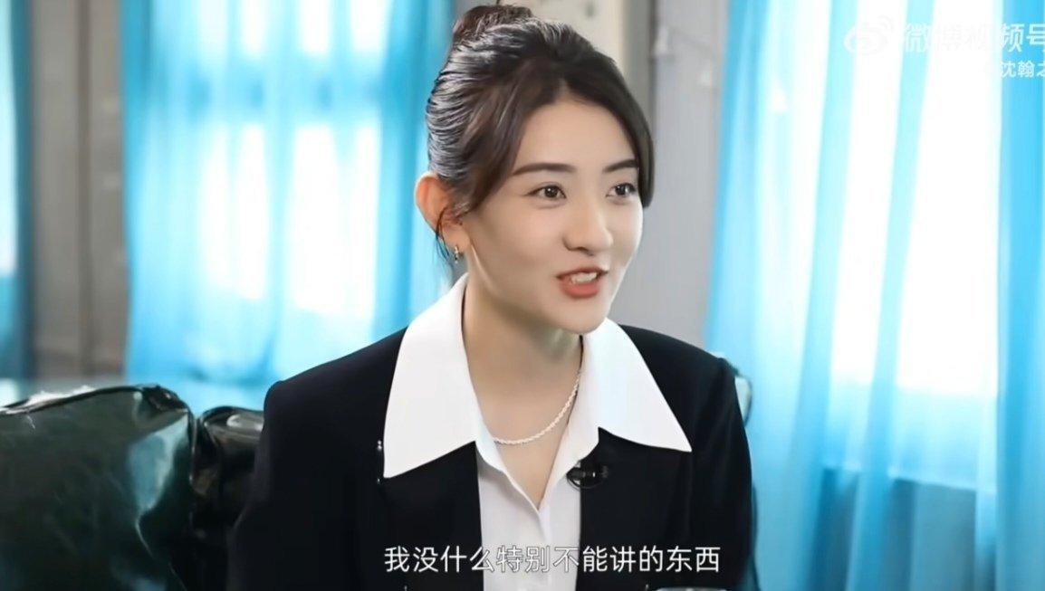 梁洁好心态决定女人一生 从《白色橄榄树》认识梁洁，深入了解后，她的好心态令人折服