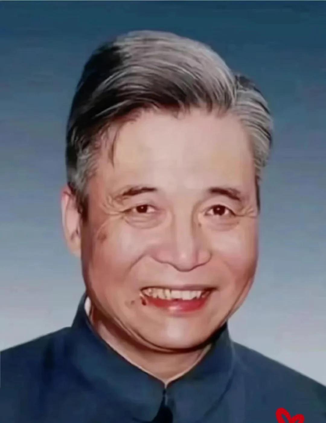 请停留一秒钟，为英雄致敬
邓稼先的一生，是奉献的一生，是为国家富强、民族复兴不懈