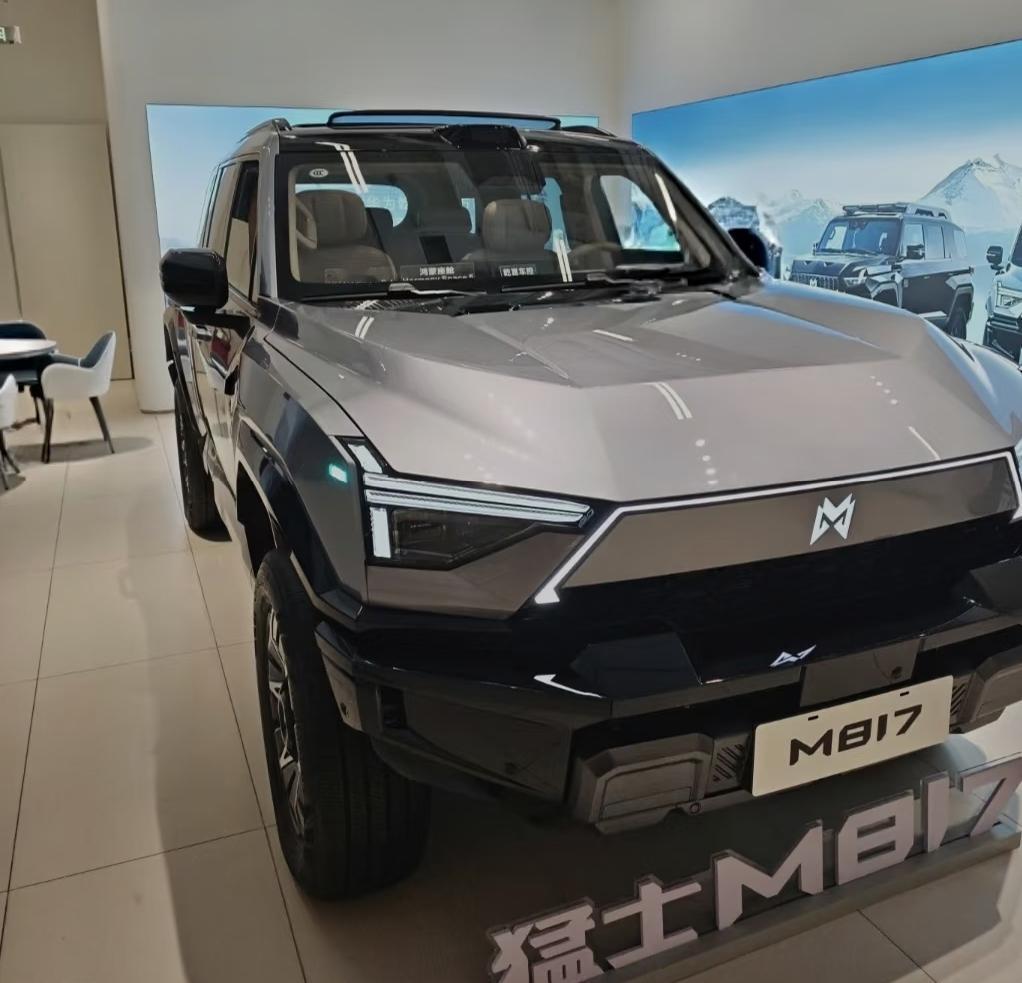 华为太疯狂了！

最近车圈太乱了，昨天看报道红旗与华为展开合作了，这央国企都已经