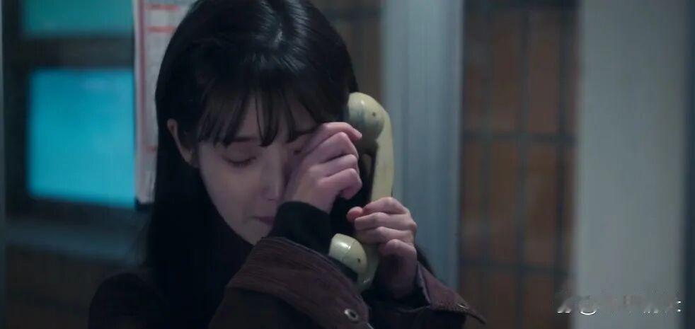 号外号外！
留学9天19岁女孩被电诈后自杀
说两句：
一个刚刚踏上留学征程的19