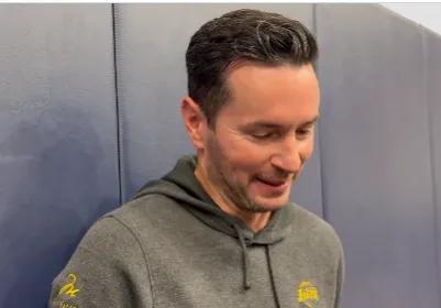 湖人队的王牌也不幸伤停！但达拉斯的神奇操作就让雷迪克非常无语！毕竟就在此前的比赛