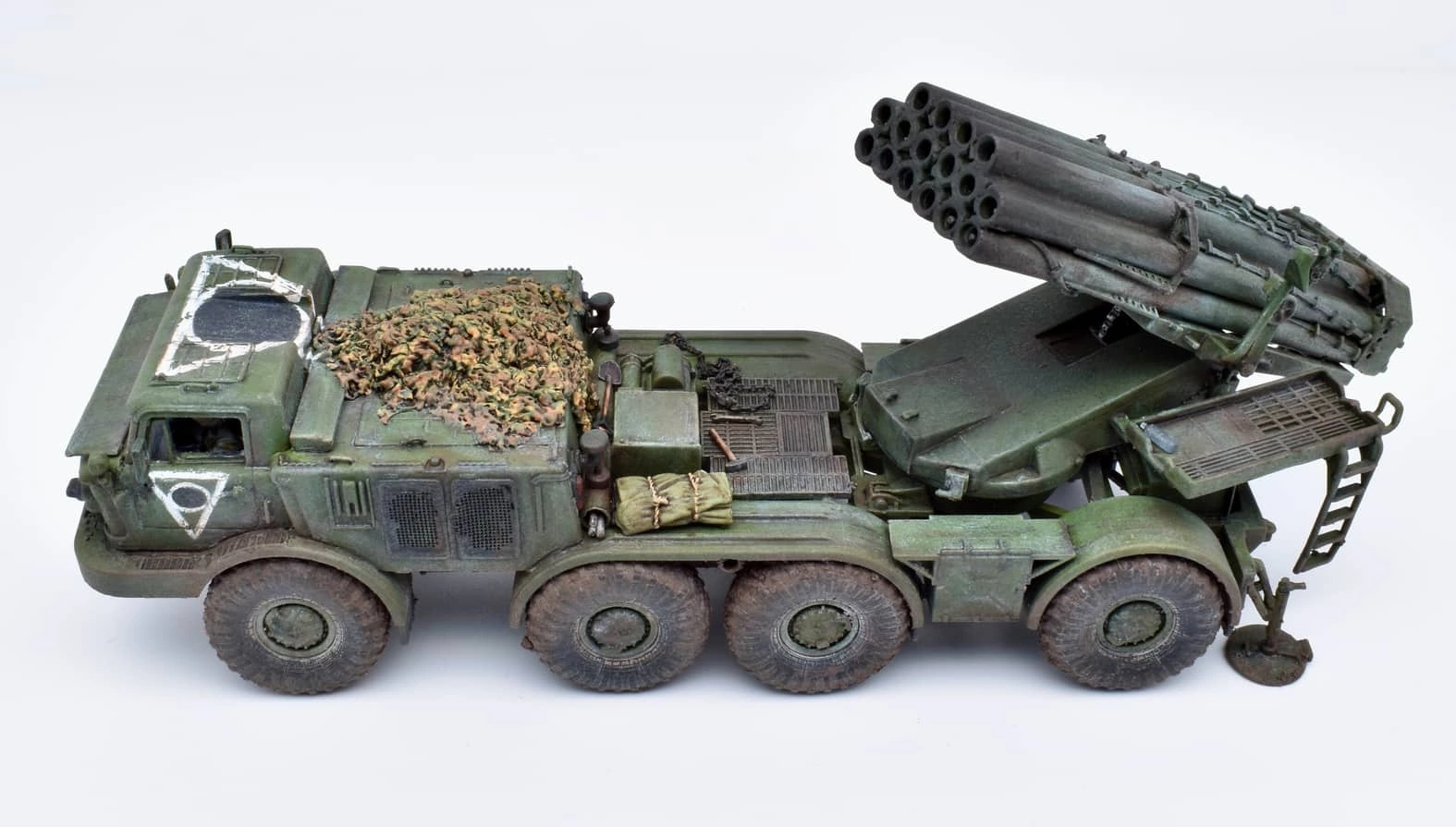 BM-27（9K57）“飓风”（Uragan） 1/72 基于小号手板件#1/7
