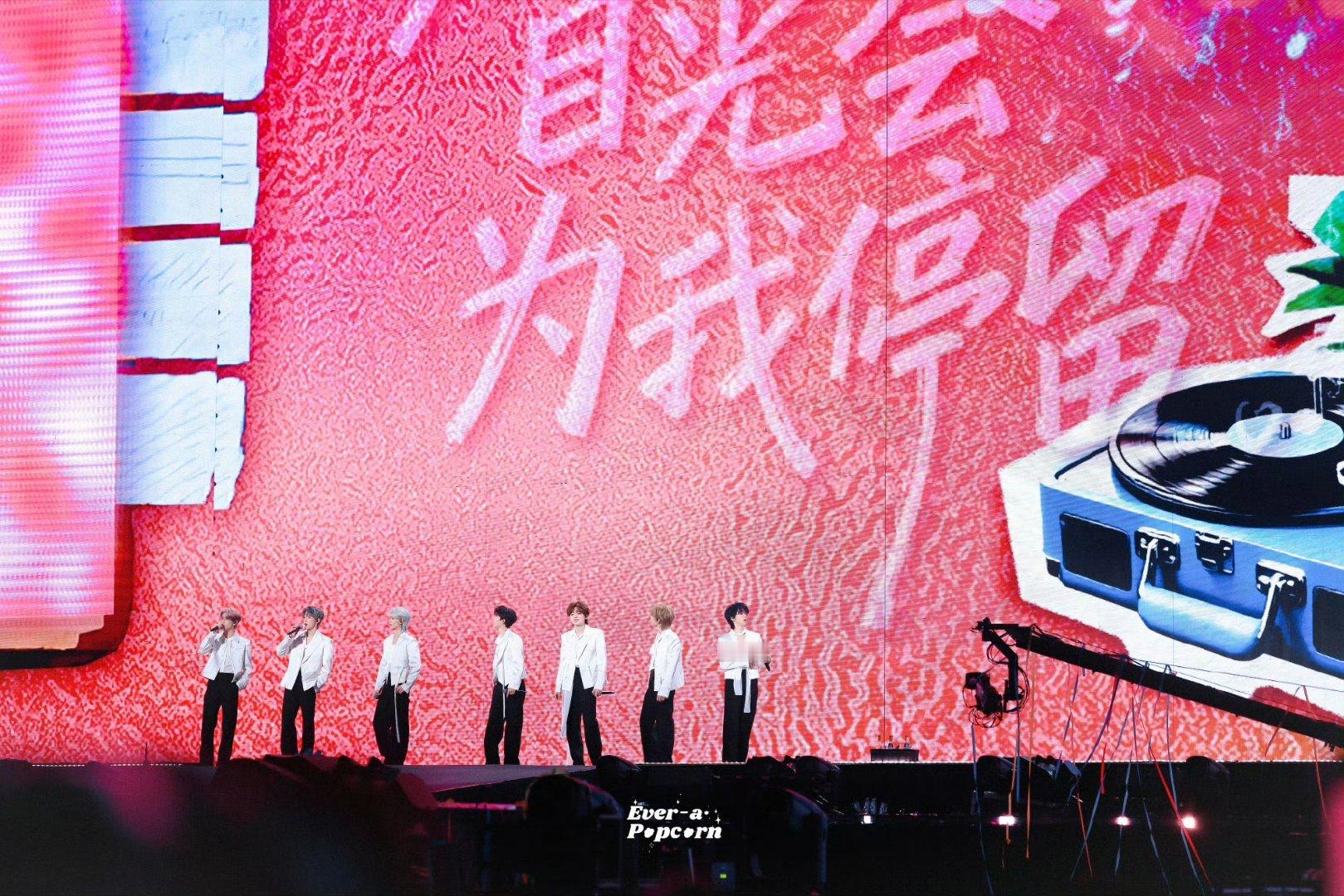 时代少年团 💥时代少年团 熠韧并肩 💥时代少年团这一程 “要记得 大声唱”?