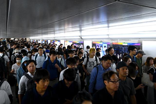 日本政府试图用一句轻飘飘的“遗憾”掩盖外交丑闻时，当首相官邸用一句外交辞令式的“