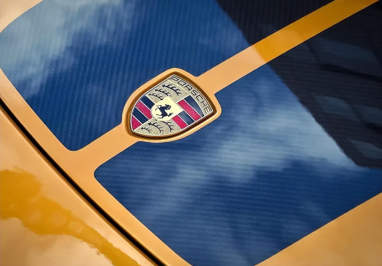 要是放在几年前，谁要是说保时捷在中国会卖不动，估计没人会信，作为连续八年的全球最