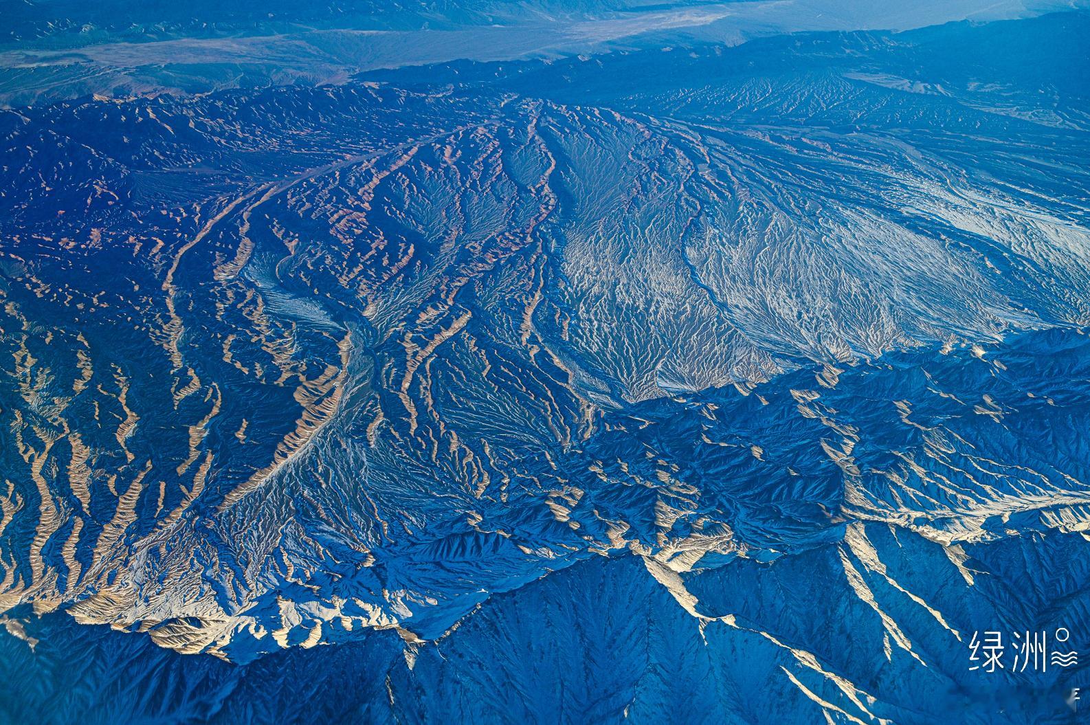 俯瞰祁连山 青海#用照片来讲故事#  