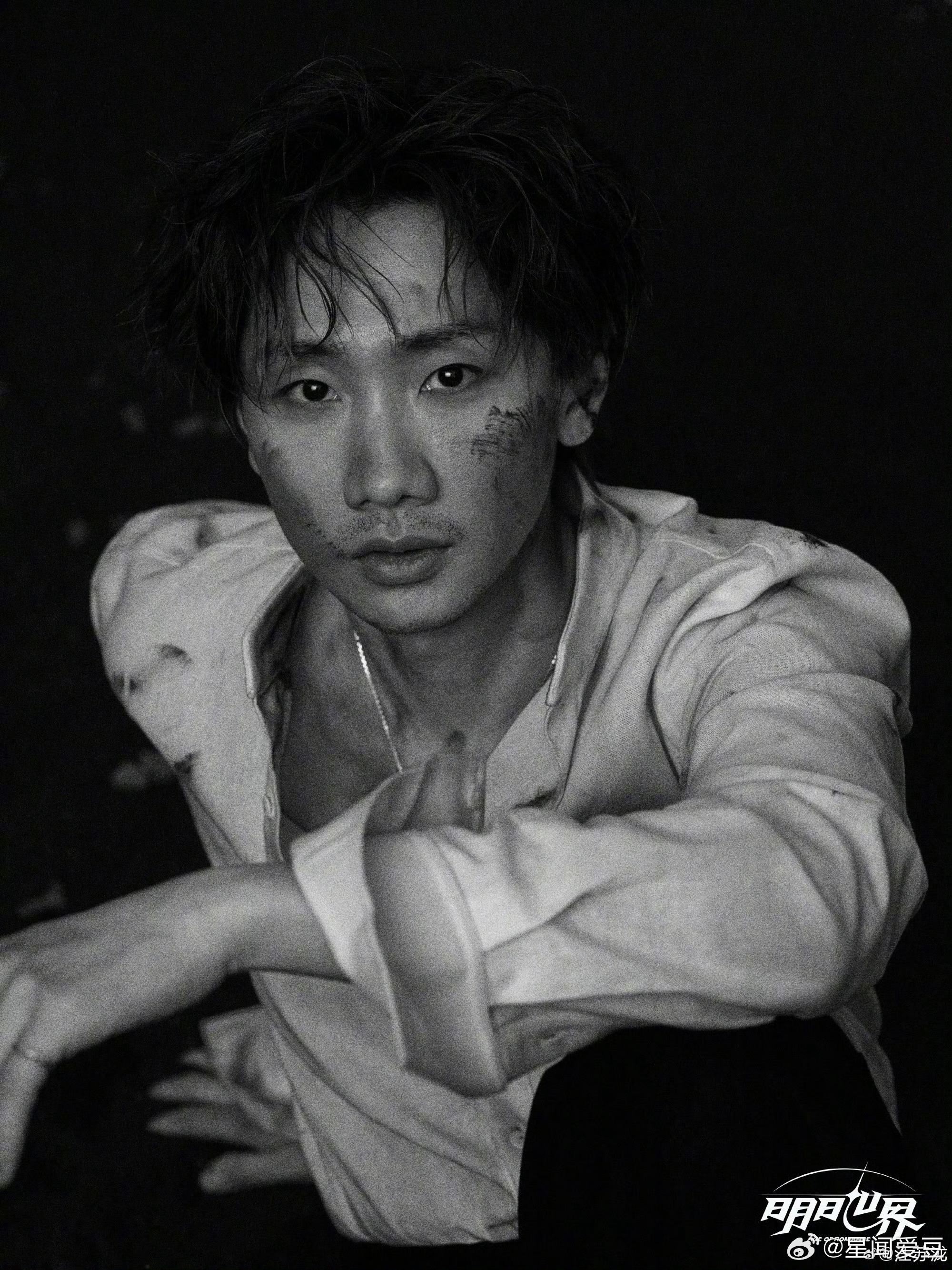 汪苏泷爱是唯一的抵抗汪苏泷用歌声回应宇宙的叩问：意识是意外，万物终会归于虚无，但