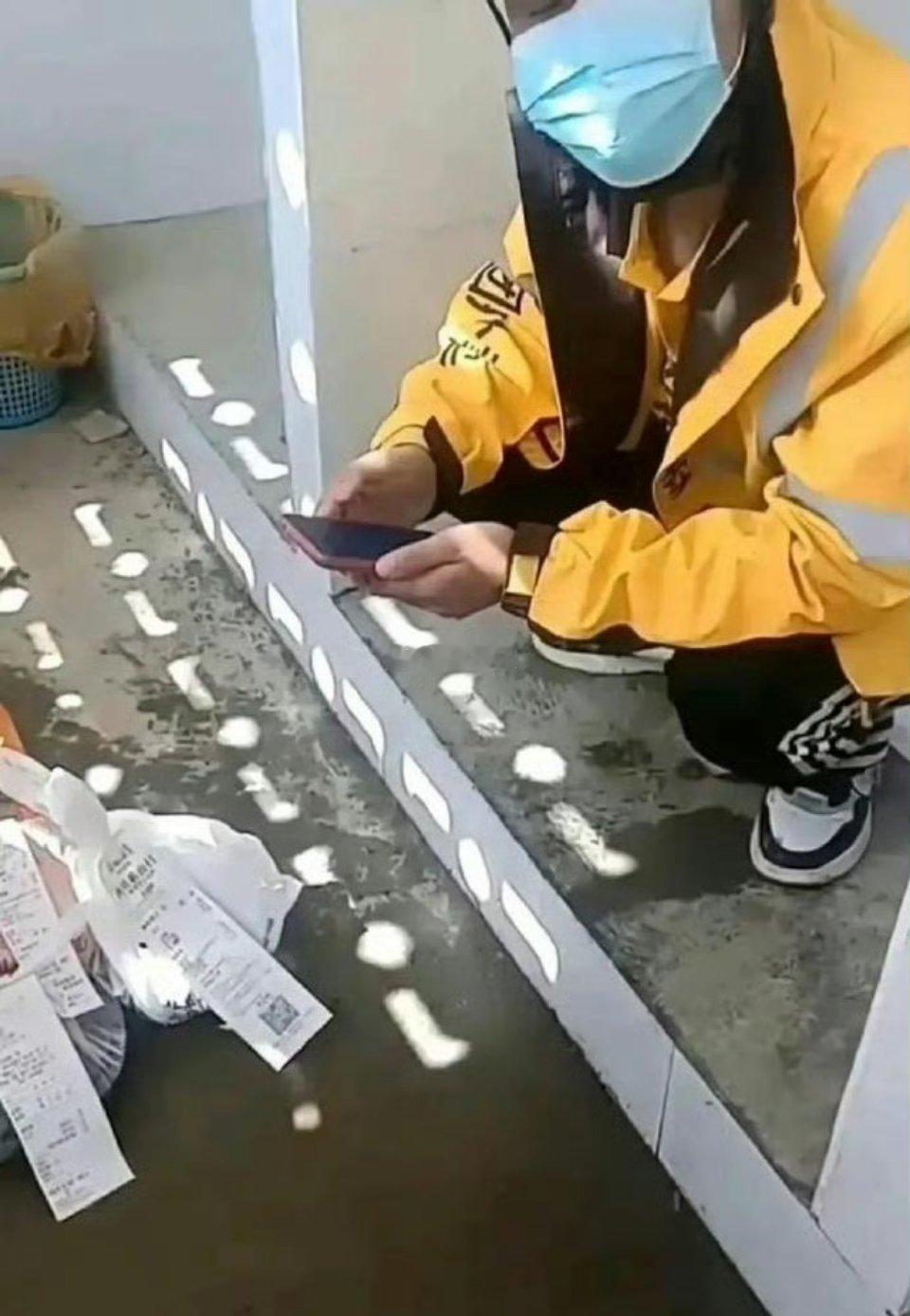 知道你们点的外卖，为什么超时了吧！[笑cry] 