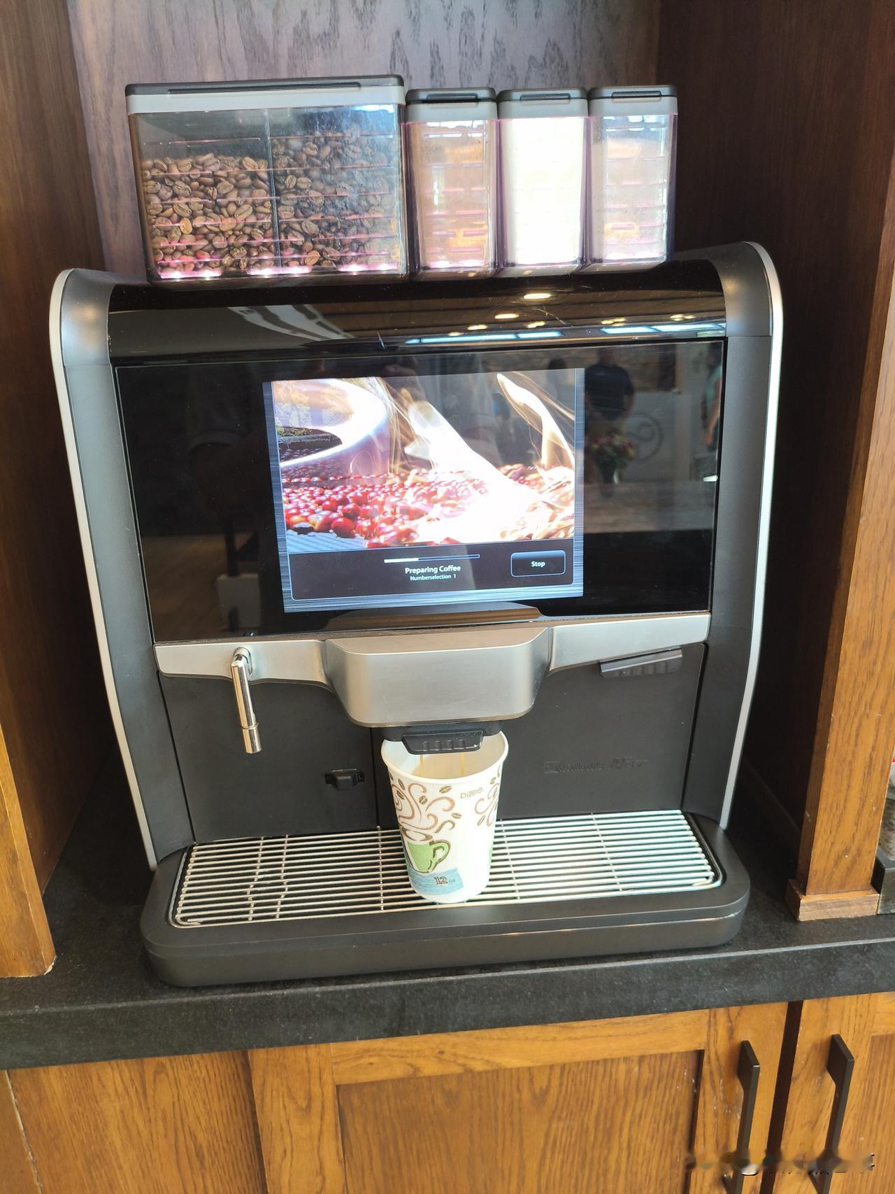 每天一杯现磨咖啡的生活还不错吧