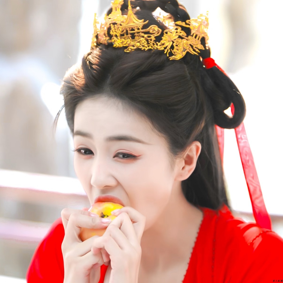 嚼嚼嚼[馋嘴] 李青月这小可爱玩意谁发明出来的 ​​​