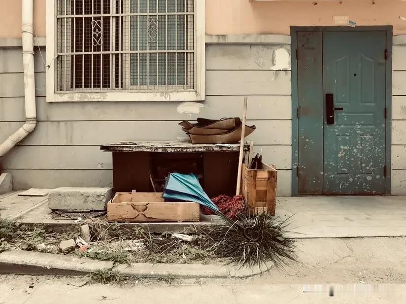 俗话说心底无私天地宽，平平安安才是福，这话太对了。谁不想日子顺顺当当，大富大贵哪