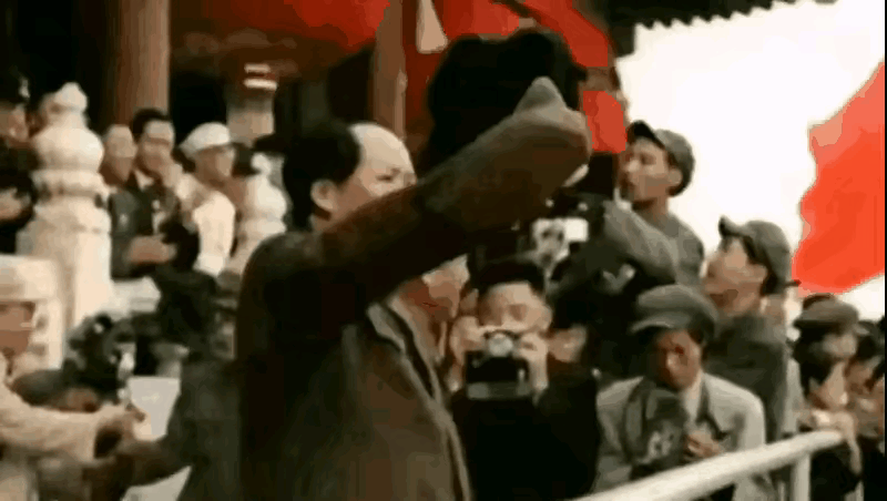 我认同恢复毛泽东思想！并且要尽快地实现！希望能够！[赞][赞]真的是这样，也只有