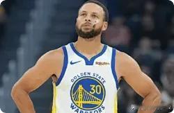 勇士队近5战4胜，队内球员场均数据分别是:

1、库里，出战5场，5场全部得分2