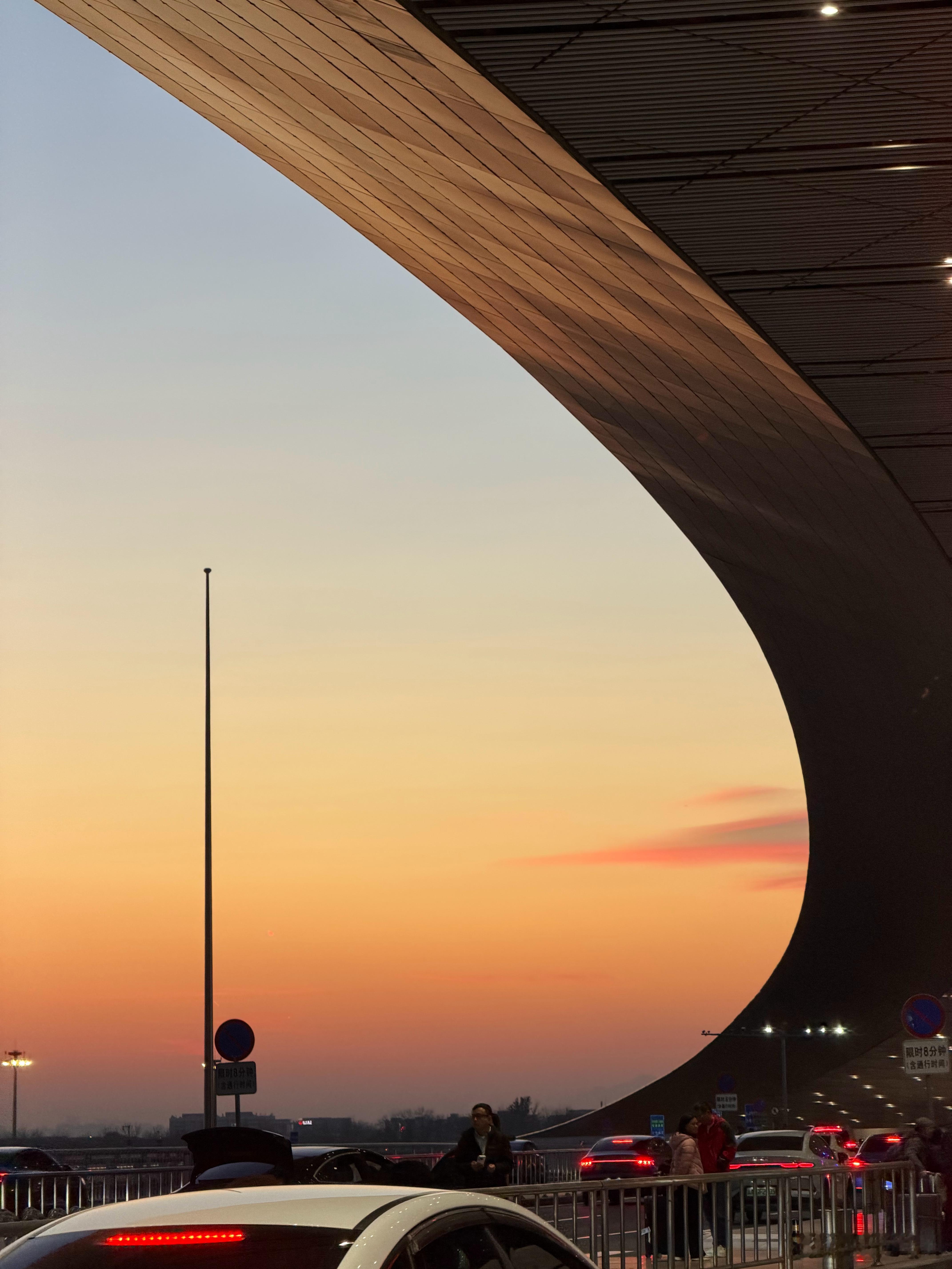 北京—广州广州—北京北京—广州广州—北京卡点王今天卡的好留了十分钟吃饭时间 