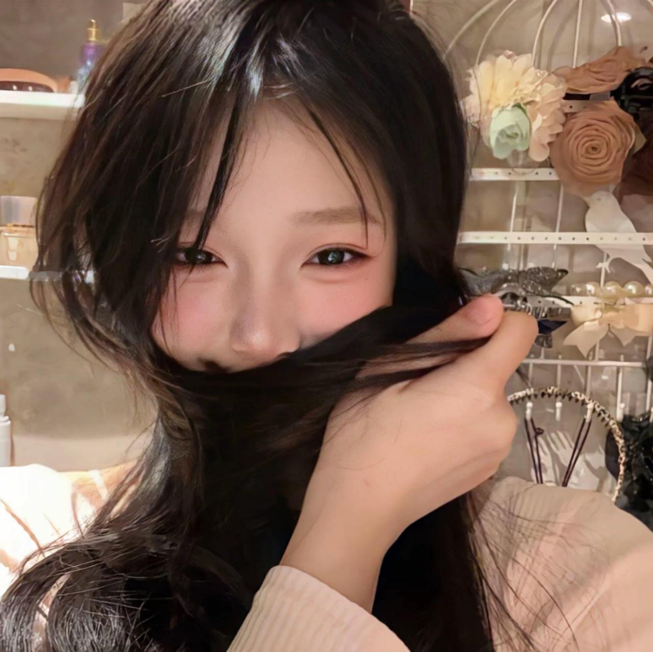 -𝐒𝐇𝐀𝐑𝐄｜𝔀𝓮𝓬𝓱𝓪𝓽 头像背景图搭配 ⸝⸝📜꙳☕◟