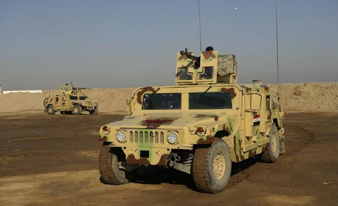 每天认识一件兵器 美国HMMWV装甲车HMMWV（High Mobility M