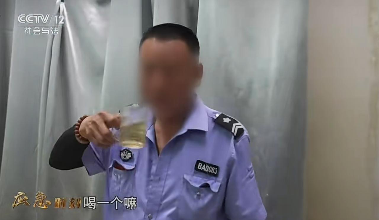 2026 年 8 月 16 日消息，央视新闻曝光一起餐饮场所消防安全突出问题。国