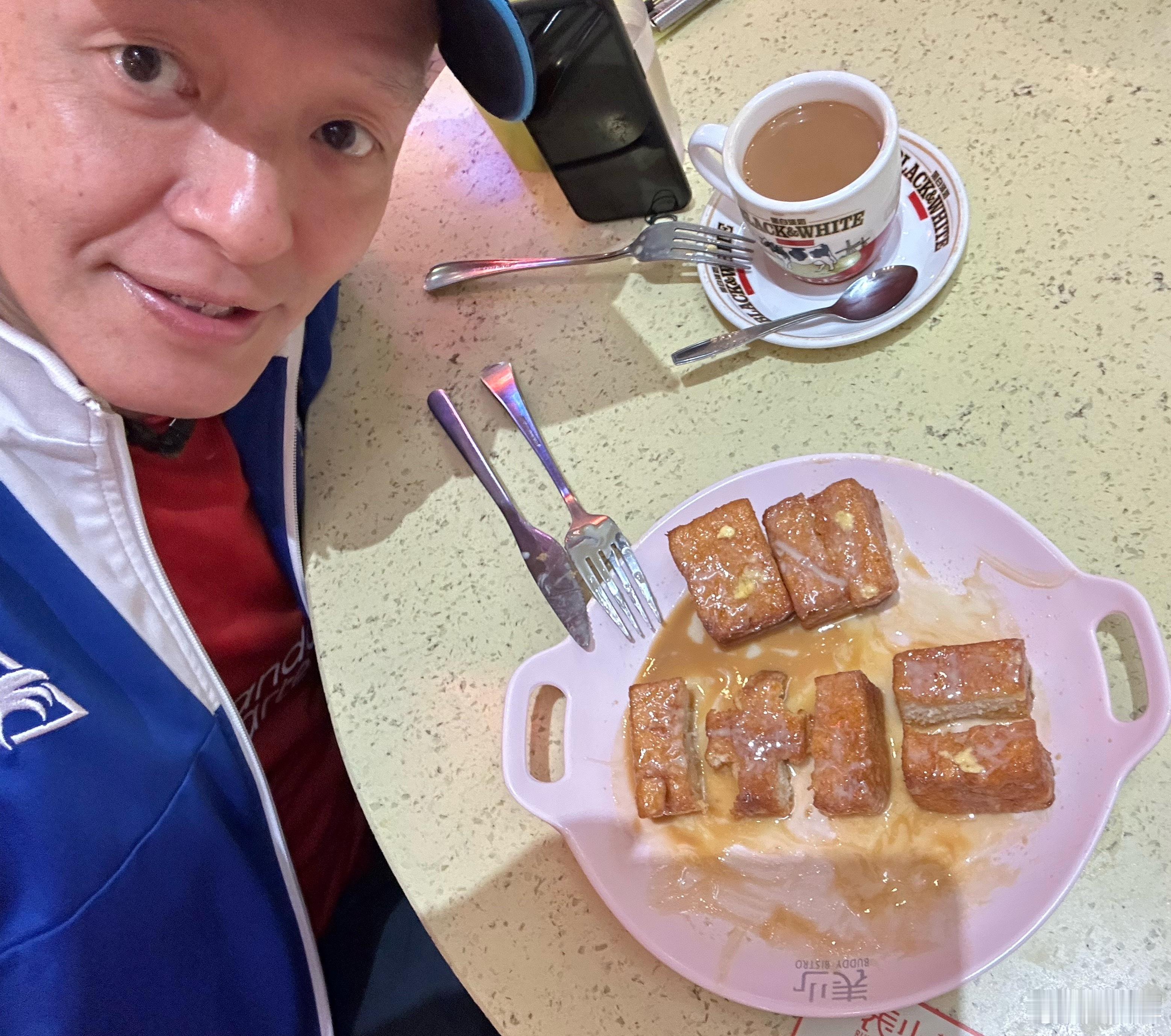 今晚两场英超，不是西多，两个粤语1+1，究竟=?。欢迎捧场。😄👊🏻🙏🏻