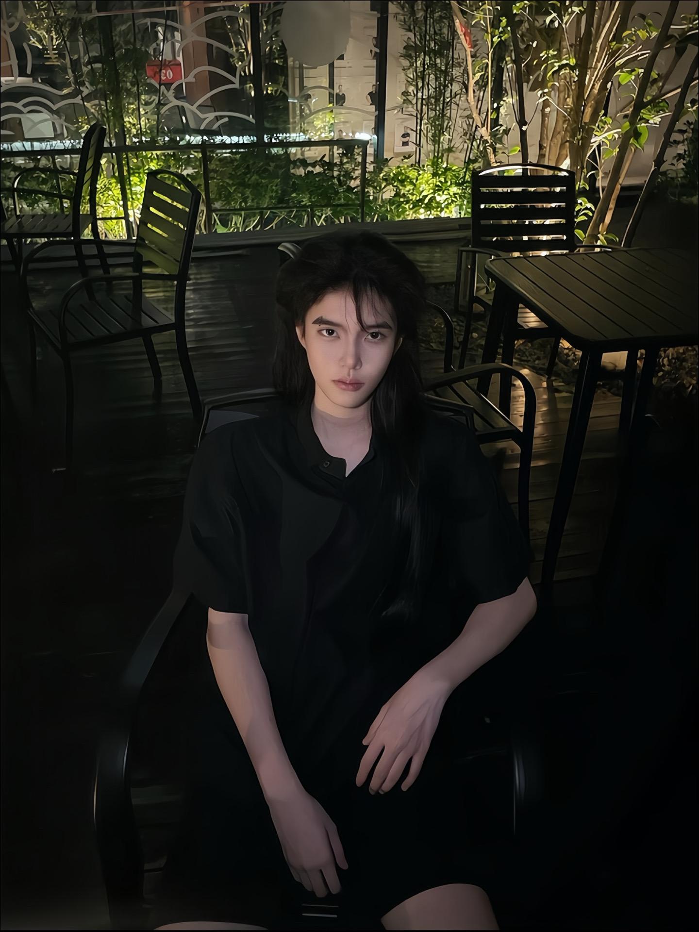 我不是想要和你争对与错 我只想让你像以前一样爱我