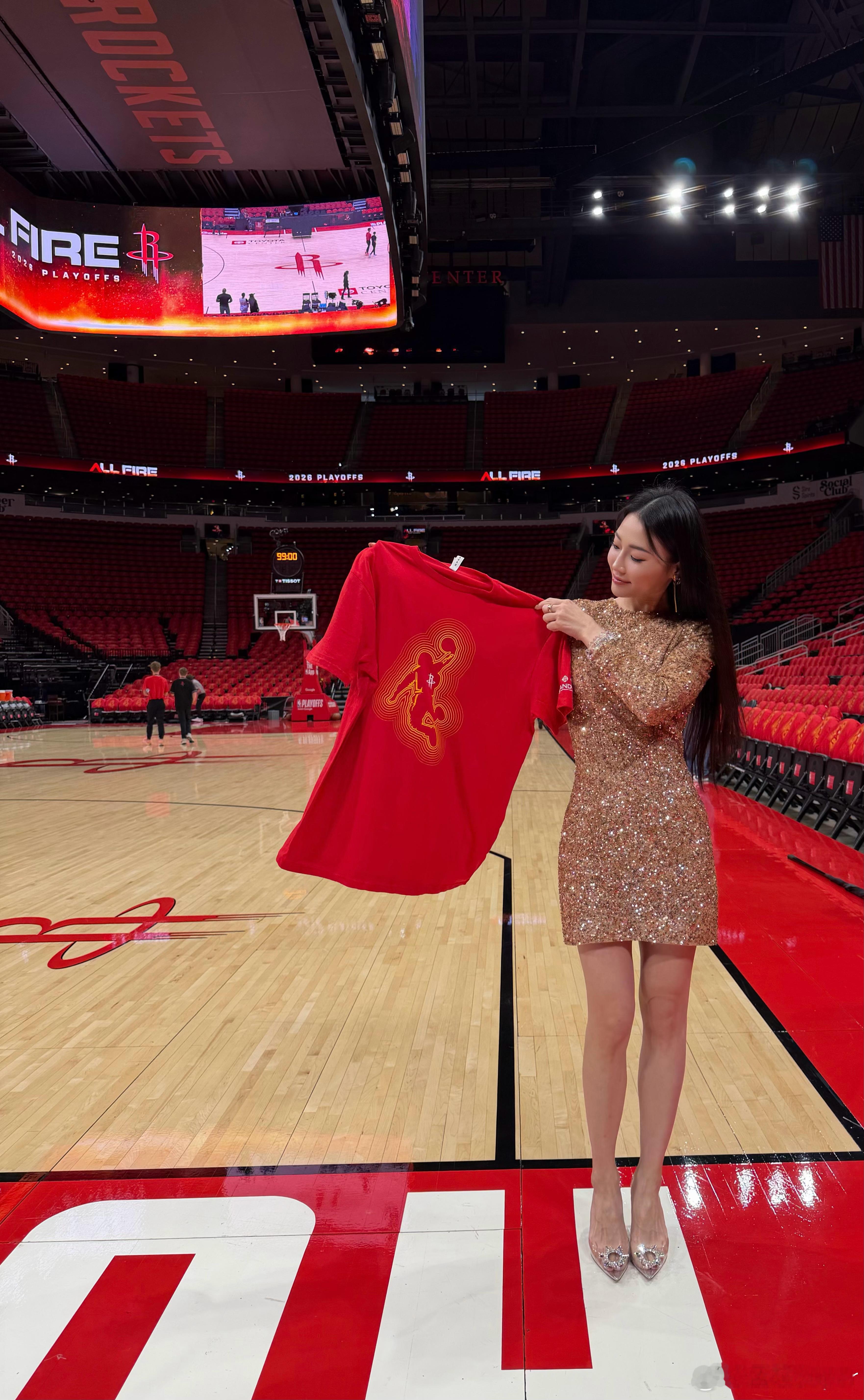 nba 同志们 到底有没有抢七 美国·丰田中心球馆