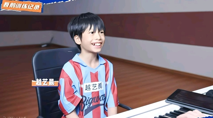 噗。。我笑的肚子疼你们知道吗 